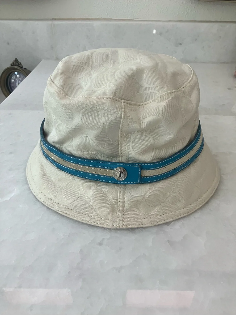 Coach Cream Bucket Hat with Teal Trim vintage